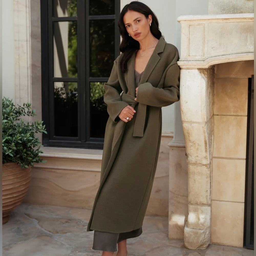 JENNI KAYNE
Cashmere Overcoat- Olive